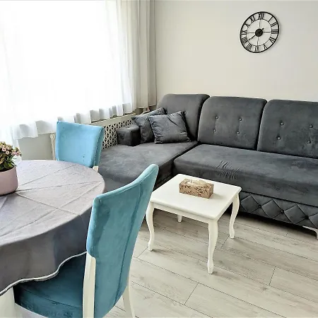 Gustowny Apartament Blisko Sopotu I Plazy Apartment *